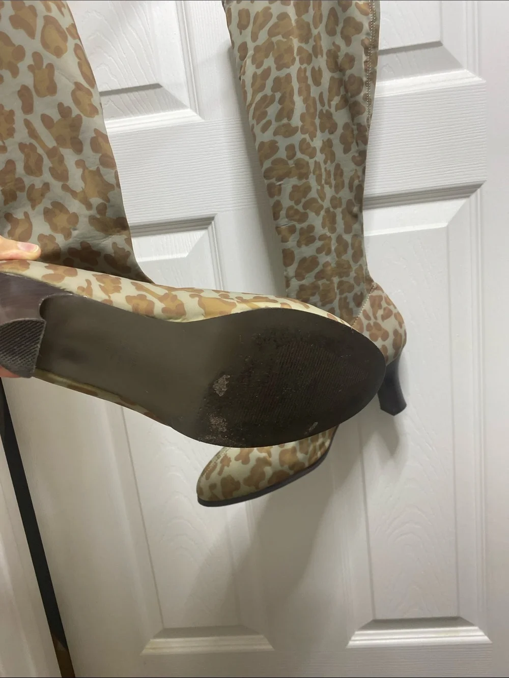 Leopard Print Knee-High Women's Boots - Taupe Brown